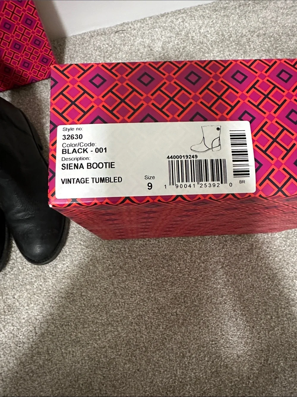 Tory Burch Black Leather Chelsea Ankle Boots